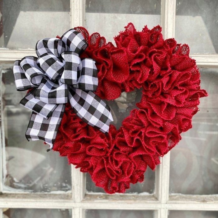  I 💝 YOU -Burlap Valentine's Day Wreath💏