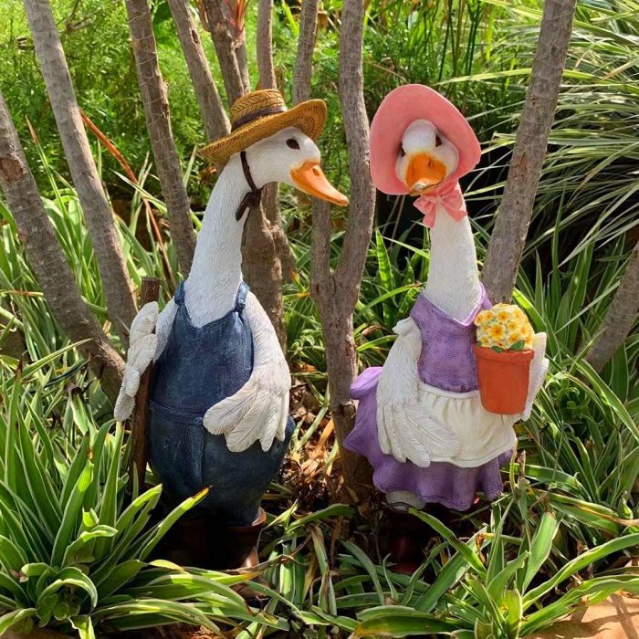 Cute Ducks Art Décor Figurine