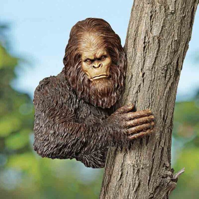 Big Bigfoot The Bashful Yeti Tree Statue