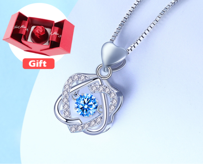 The sparkling and exquisite necklace with a rose shaped box