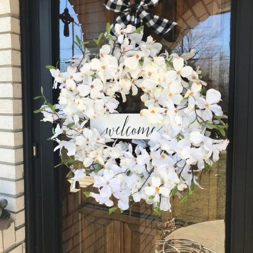 [Spring Sale] Buffalo Plaid & White Dogwood Fresh Wreath