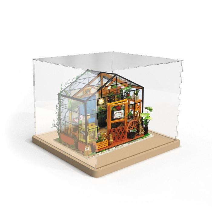 Cathy's Miniature Greenhouse | Anavrin