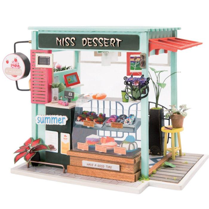 Summer's Miniature Dessert Shop | Anavrin