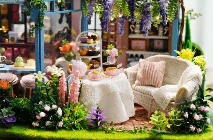 Rose's Miniature Tea Garden | Anavrin