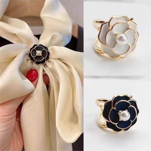 Women's Elegant Pearl Floral Scarf Ring Clip🔥Buy 3 Get 1 Free