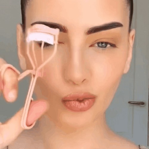 🔥LAST DAY 48% OFF 🔥New Eyelash curler with brush Makeup Tools