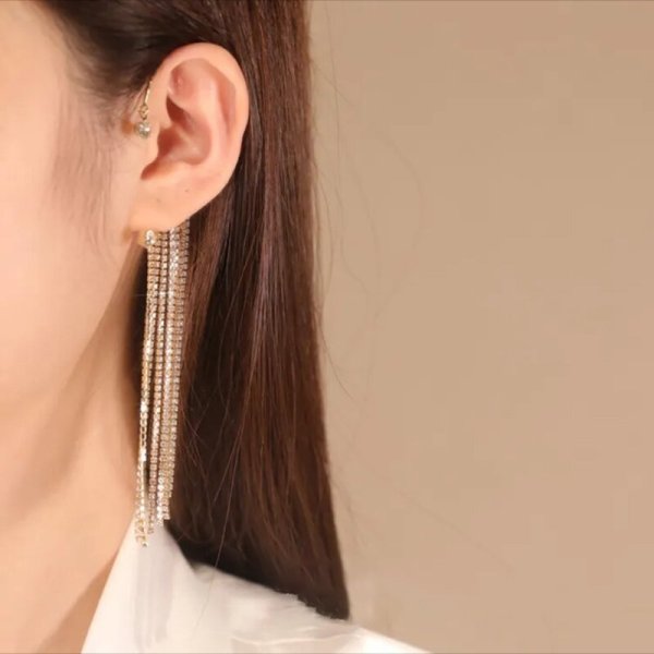Sparkling Diamond Tassel Earrings