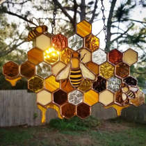 Retro Stained Honeycomb Window/Wall Hanging Ornament