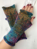 Retro floral knit fingerless gloves