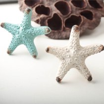 Simple blue and white Mediterranean starfish decorative painting antique door handle