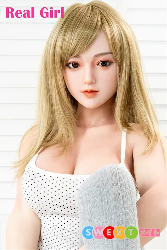 Real Girl C工場製 人気 C1 ラブドール 158cm Eカップ 普乳 シリコンヘッド+TPEボディ