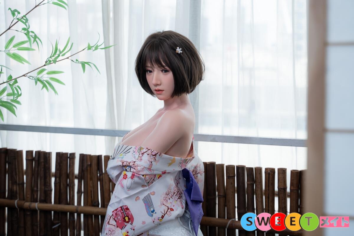 巨乳美人 ラブドール