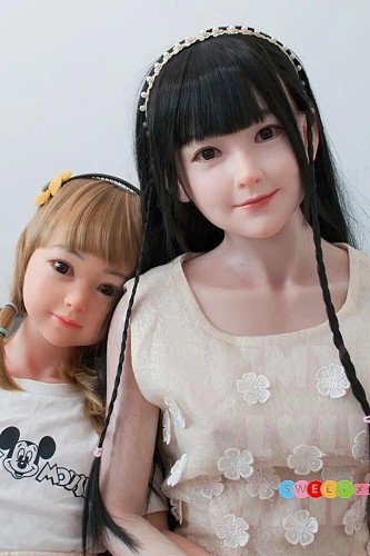 My Loli Waifu 玲奈Rena 優しい笑顔のリアルドール 138cm Bカップ シリコン製
