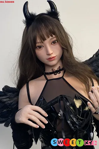 Doll Senior 冷月 168cm Fカップ巨乳 ダークな色気溢れる悪魔美女 ラブドール シリコン製