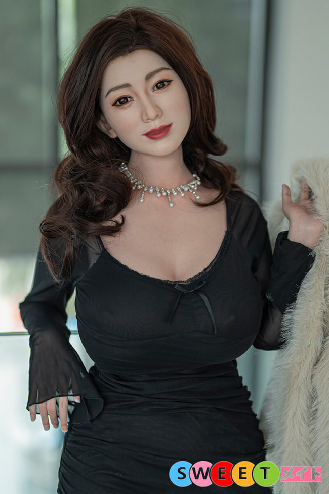 Starpery Hao 魅惑的な黒ワンピ熟女ダッチワイフ 148cm Fカップ シリコン製 巨乳sexdoll ROS口開閉機能付き
