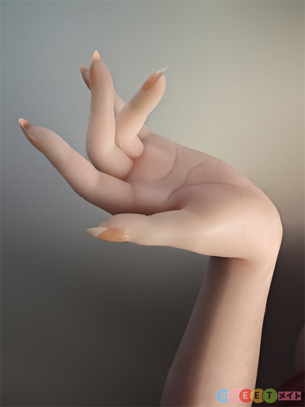 ElsaBabe TPEリアルドール