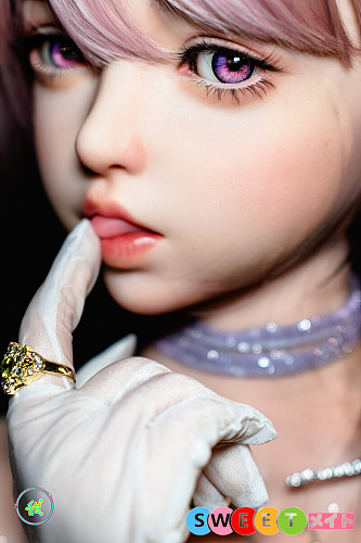 SHEDOLL 朵朵2.0 黒ストッキング姿 挑発的に舌を出す美少女 リアルドール 156cm Eカップ 普乳 フルシリコン製 エロドール