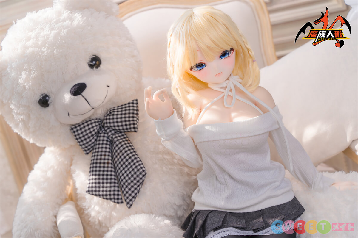 魔族人形 亜美 85cm巨乳ダッチワイフ