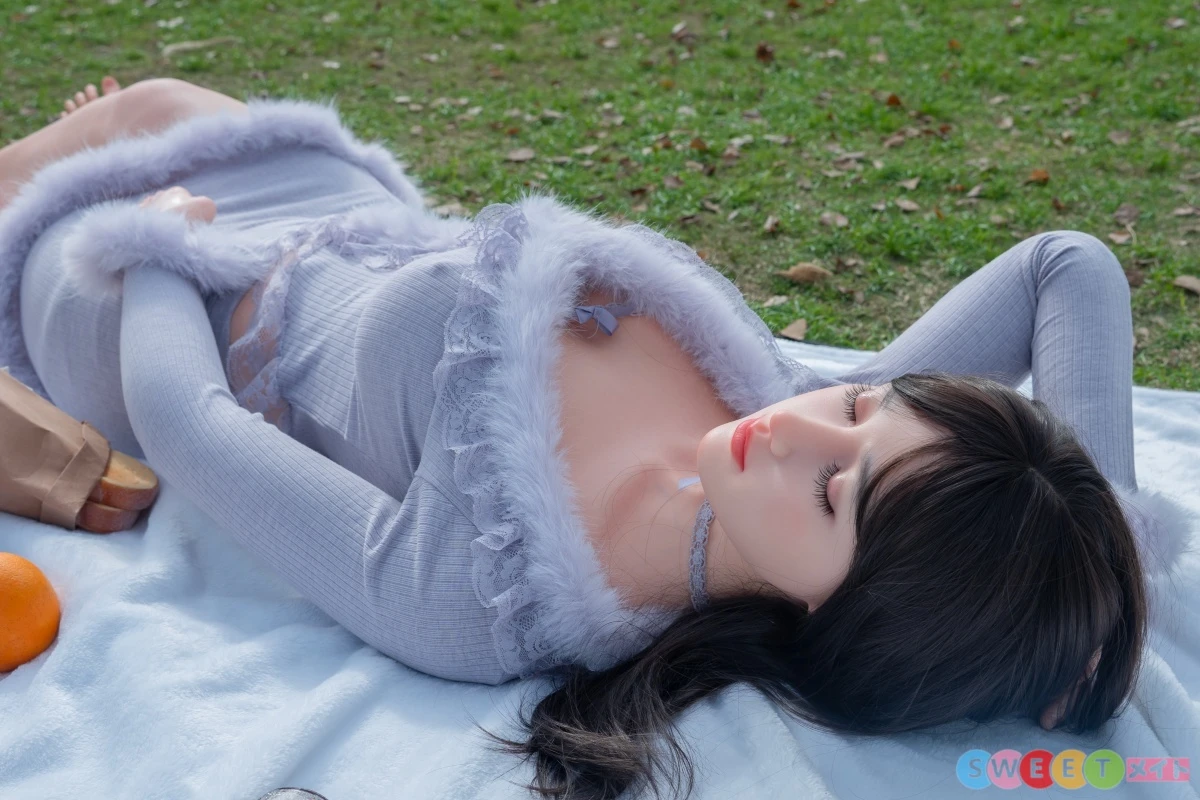 ラブドール 等身大ドール 巨乳 色気 官能