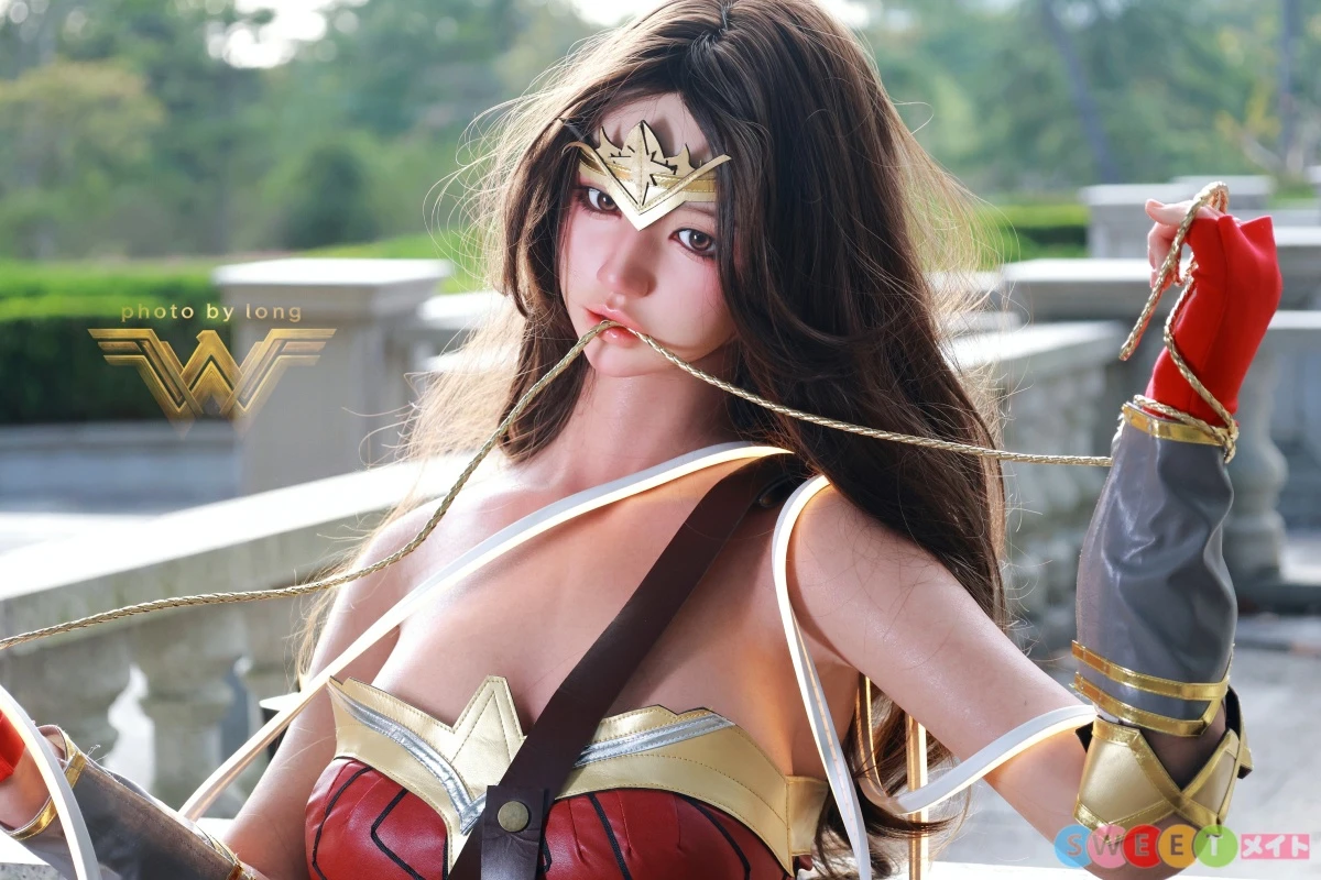 フルシリコン ラブドール 上半身 曲線 肌質