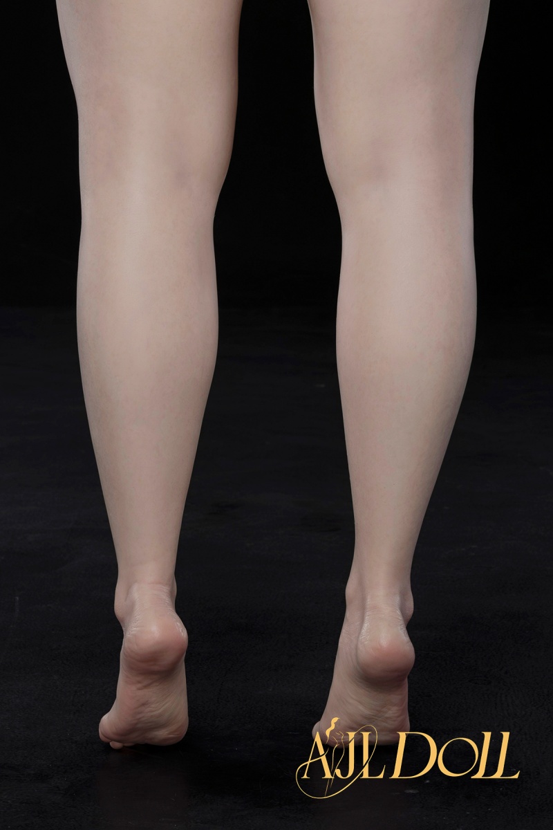 AJLDOLL 155cmFカップ 脚