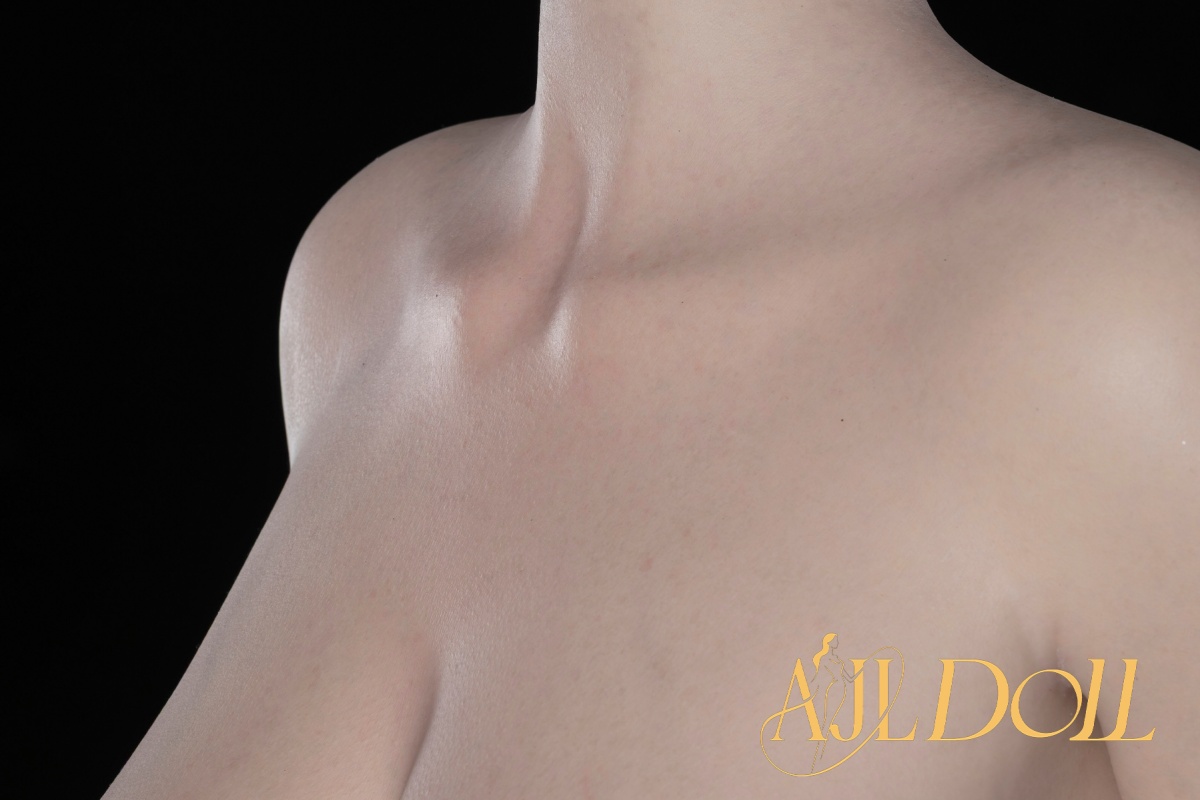 AJLDOLL 155cmFカップ 鎖骨