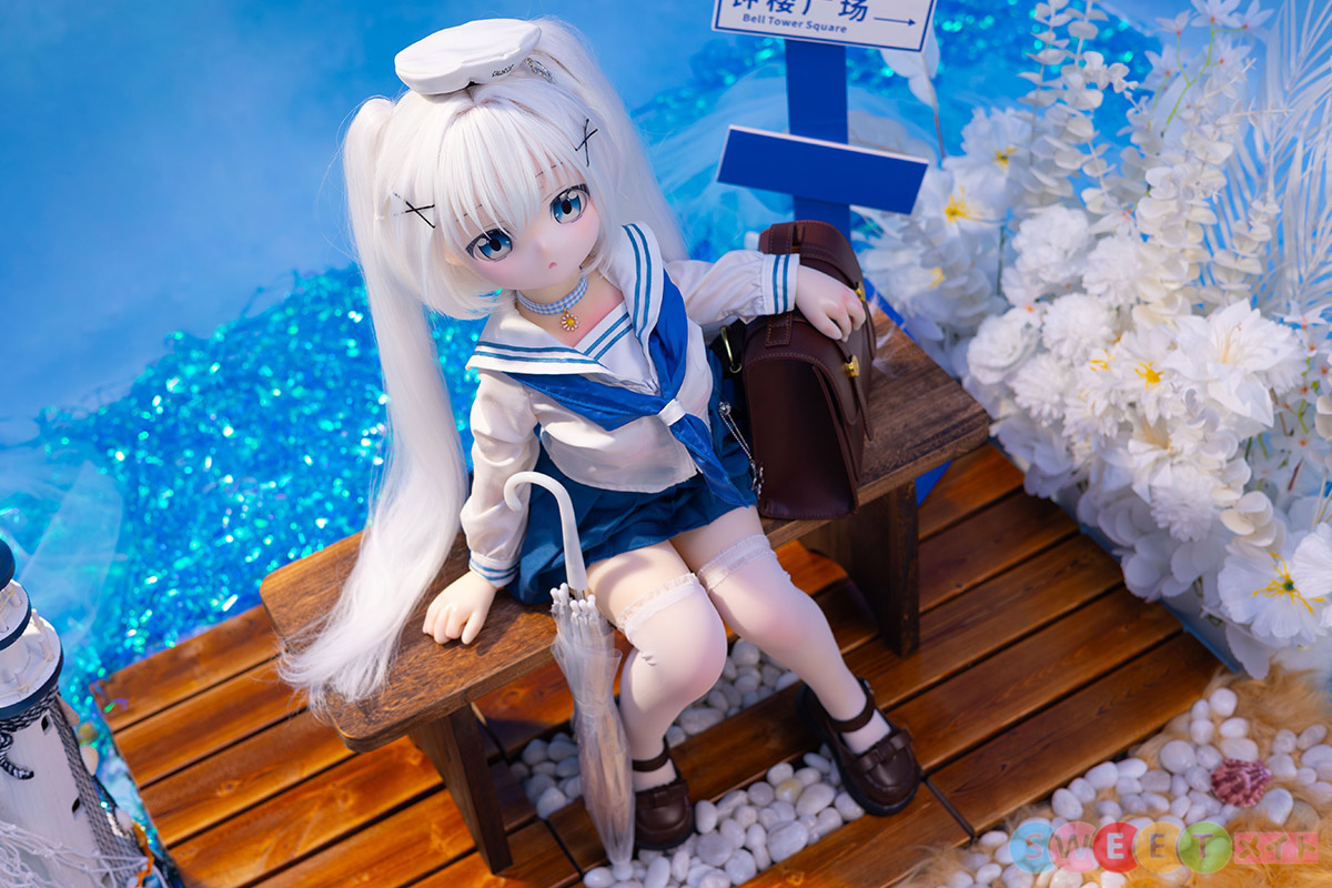 MW Girl 魔物姫 コスプレ風ダッチワイフ