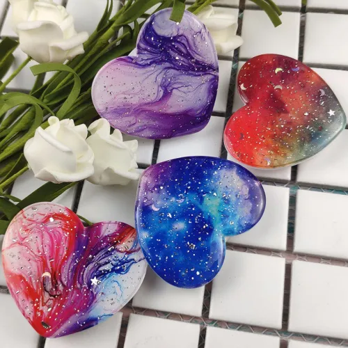 Universal cell phone finger holder heart design for iphone samsung xiaom bracket grip expanding stand socket Soporte de telefonos celulares