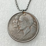 P(37)  US Arkansas Centennial Half Dollar Silver Plated Coin Pendant
