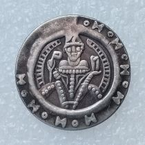 DE(67) Germany Denier Bracteate Udalschalk of Eschenlohe 1184-1202 Silver Plated Copy Coins DE(67) Germany Denier Bracteate Udalschalk of Eschenlohe 1184-1202 Silver Plated Copy Coins