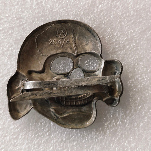 Skeleton Skull Badge Metal Pin Brooches Pin Badges Skull Jewelry Gift
