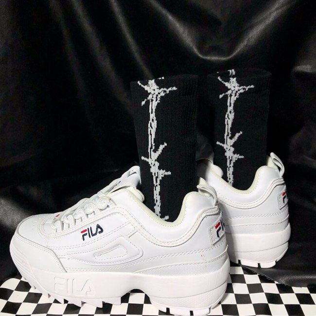 Original design barbed wire pattern men and women socks trend fashion street hip hop style cool unique socks