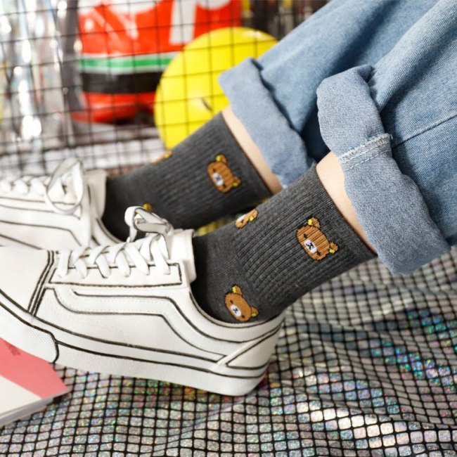1 Pair of Cute cartoon women's pure Cotton socks cute and Fashionable bear socks five Colors of pure Cotton Female socks