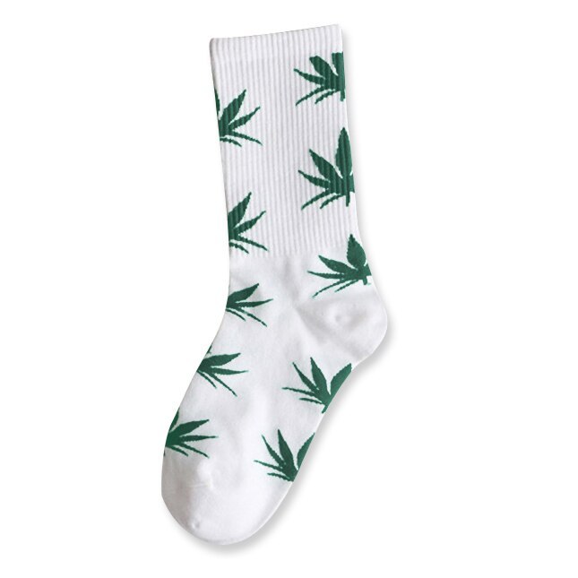 spring and autumn casual long paragraph weed boat socks Fashion comfortable high quality cotton socks  leaf maple leaves