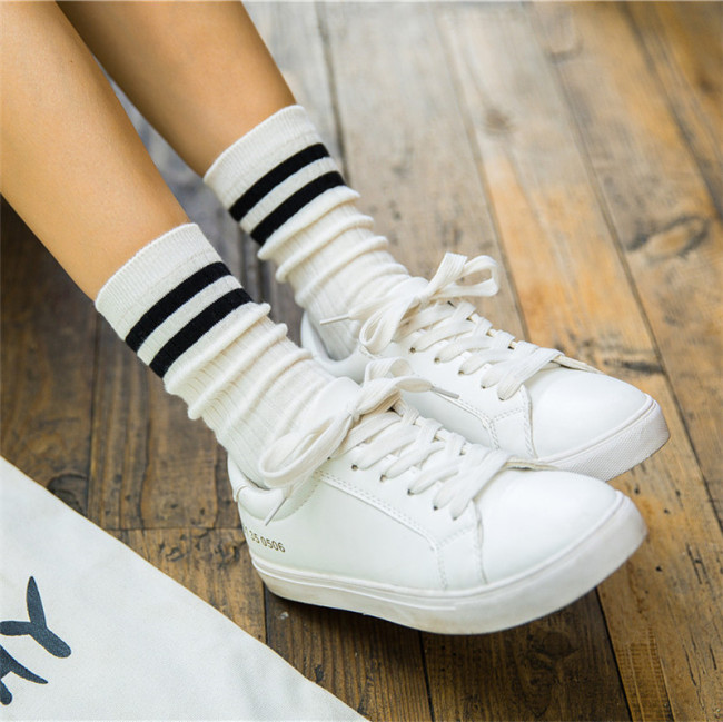Funny Cute Japanese High School Girls Cotton Loose Striped Crew Socks Colorful Women Sox  Harajuku  Designer Retro Yellow White