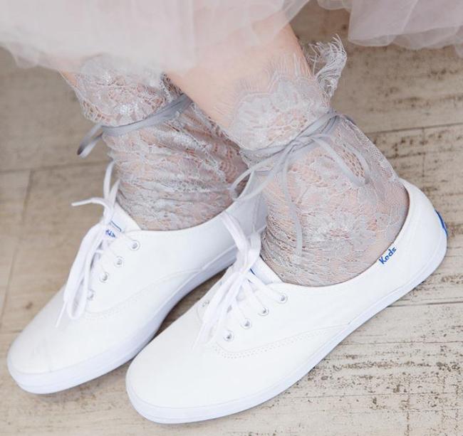 BKLD Womens Socks 2018 Summer Sexy Lace Floral Transparent Socks Women Mesh Women Girl Socks Elastic Fashion Lady Short Socks