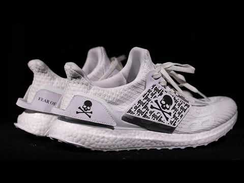 triple white ultra boost 4.0