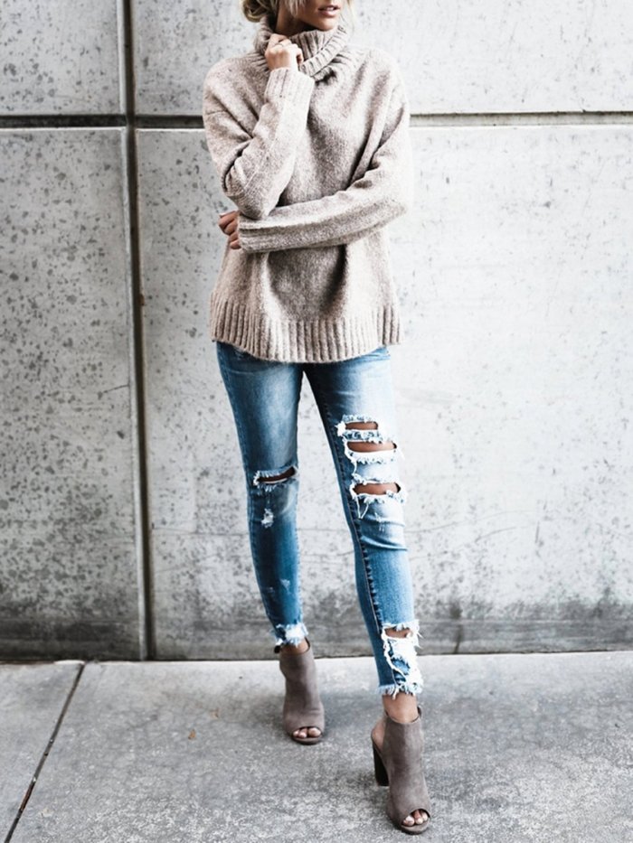 Chic Turtle Neck Knitted Sweater