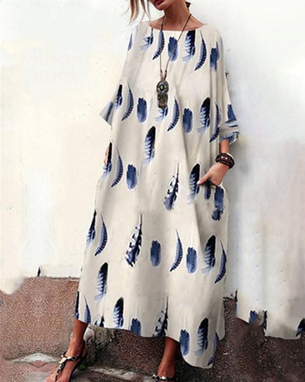 Printed Crew Neck Pleated 3/4 Sleeve Dress