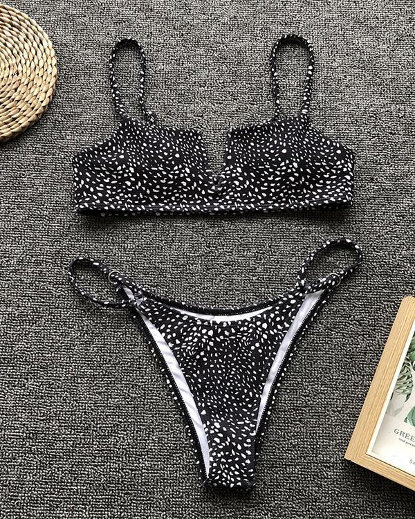V Wired Top With Ring Link Thong Bikini Set