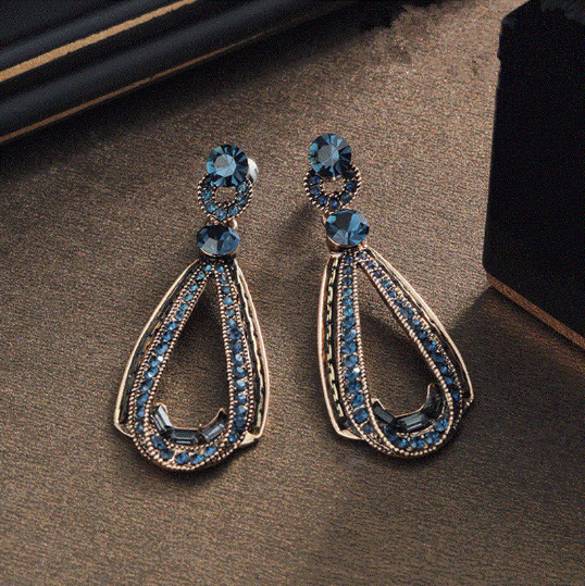 Vintage Luxury Earrings Women's Hollow Sapphire Dangle Earrings