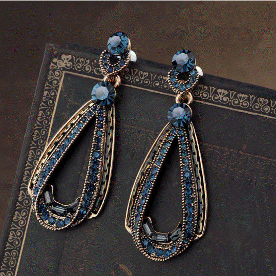 Vintage Luxury Earrings Women's Hollow Sapphire Dangle Earrings