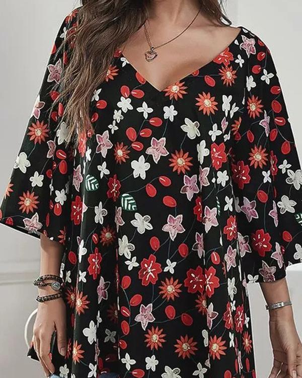 Casual V Neck 3/4 Sleeve Loose Fit Floral Blouses