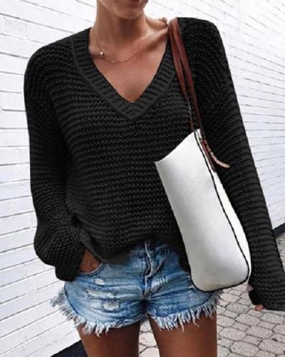 Ladies V-neck Knitted Sweater