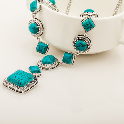 Vintage Turquoise Necklace