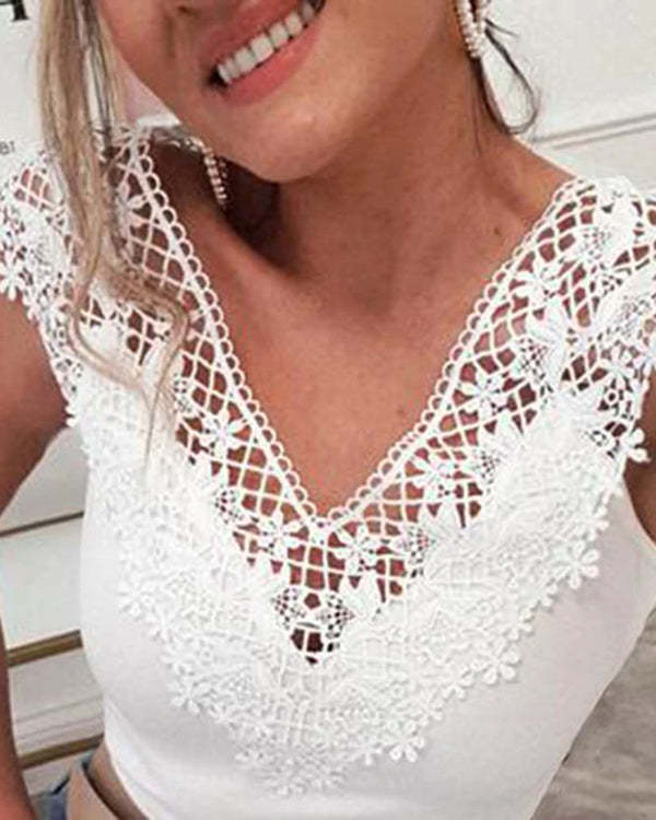 Casual Lace Sleeveless V-Neck Plus Size Top