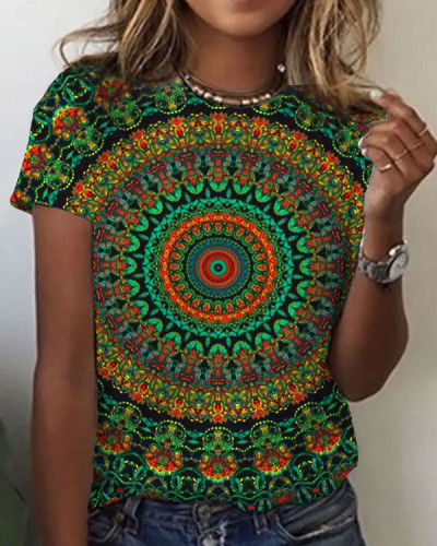 Women's Mandala Floral Pattern Crew Neck T-shirt