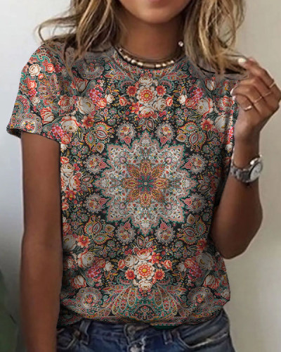 Women's Mandala Floral Pattern Crew Neck T-shirt