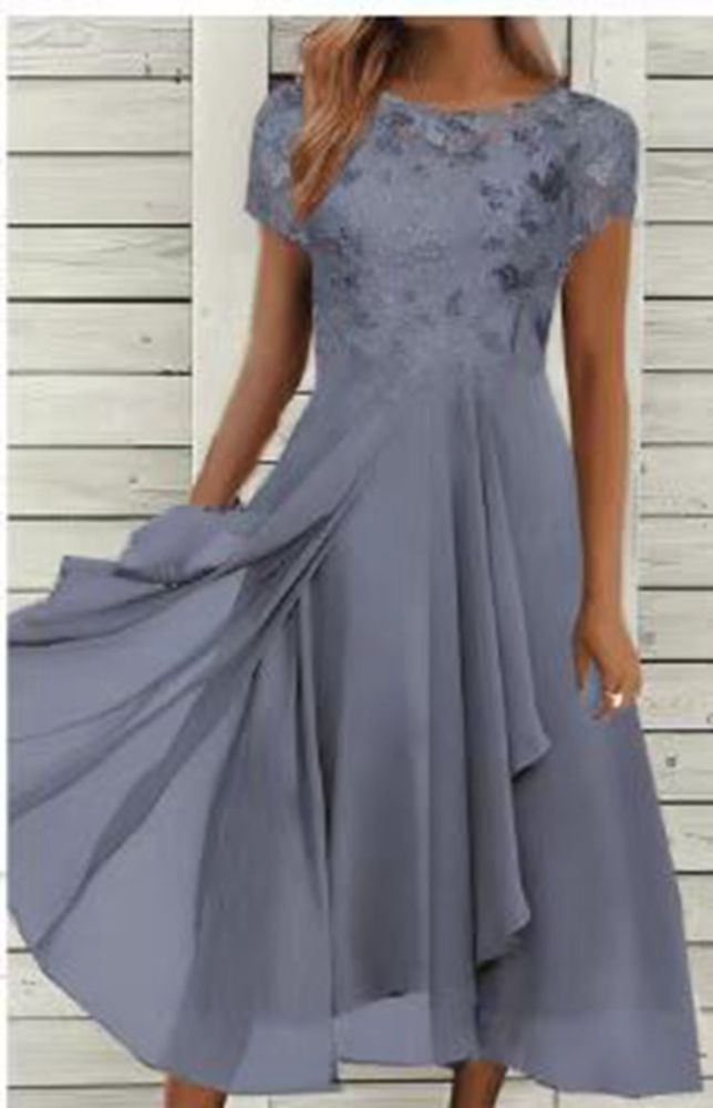 Elegant Chiffon Panelled Lace Maxi Dress