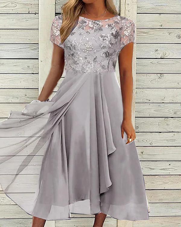 Elegant Chiffon Panelled Lace Maxi Dress